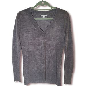 SALE ITEM New York and Company Grey V Neck Sweater Size Small